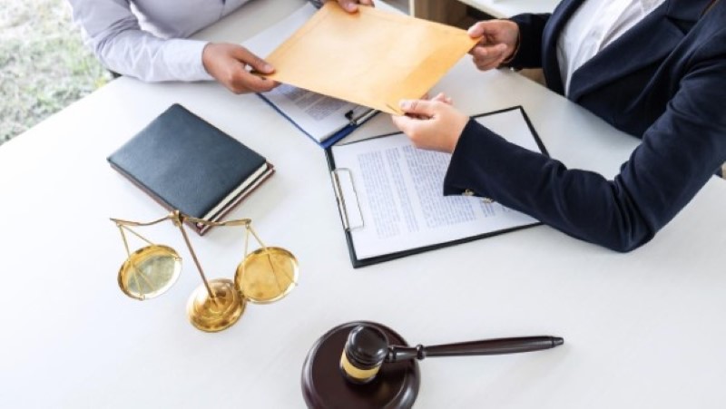 עורך דין מעצרים