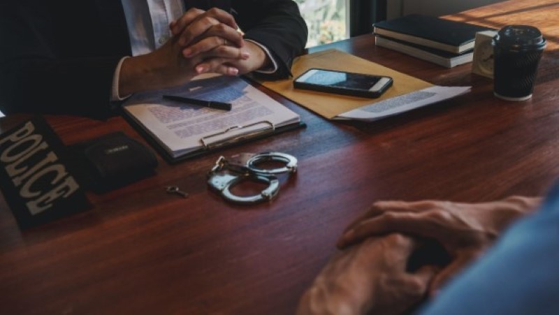 חקירה תחת אזהרה